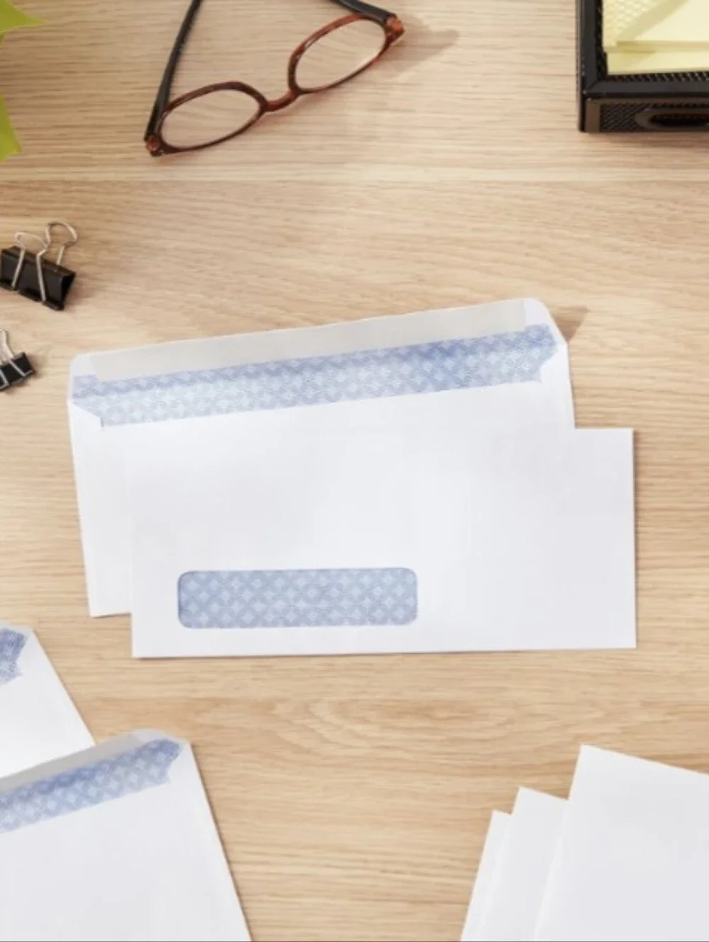 125 x #10 Self-Seal White Business Envelopes with Left Window - 4 1⁄8 x 9 1⁄2